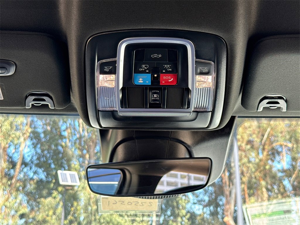 New 2025 RAM 2500 Laramie image 24