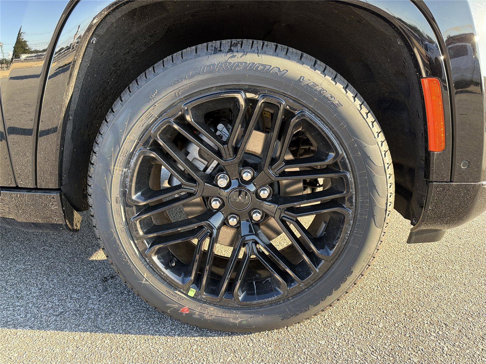 New 2026 Jeep Grand Wagoneer Limited image 13