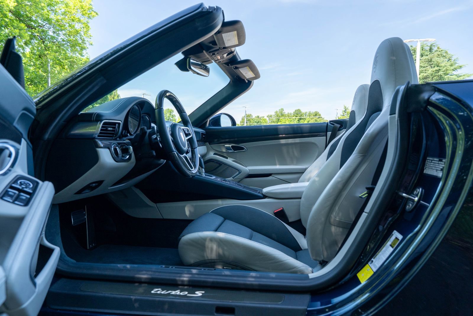 Certified 2019 Porsche 911 Turbo S AWD/4WD image 26