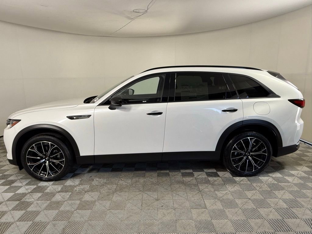 New 2025 MAZDA CX-70 Plug-In Hybrid w/ Premium Pkg image 4