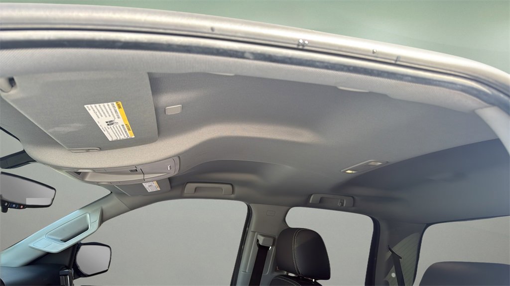 Used 2018 Chevrolet Silverado 1500 LT w/ All Star Edition image 17