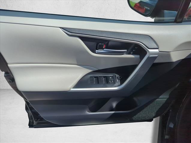 Certified 2020 Toyota RAV4 XLE Premium AWD/4WD image 13