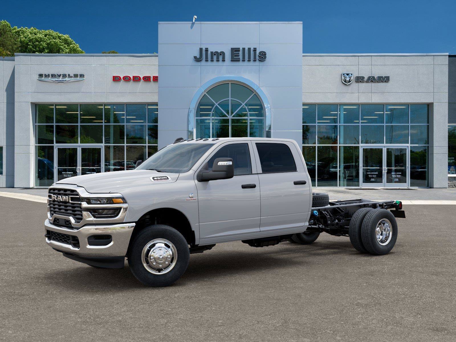 New 2026 RAM 3500 Tradesman w/ Chrome Appearance Group A AWD/4WD image 2