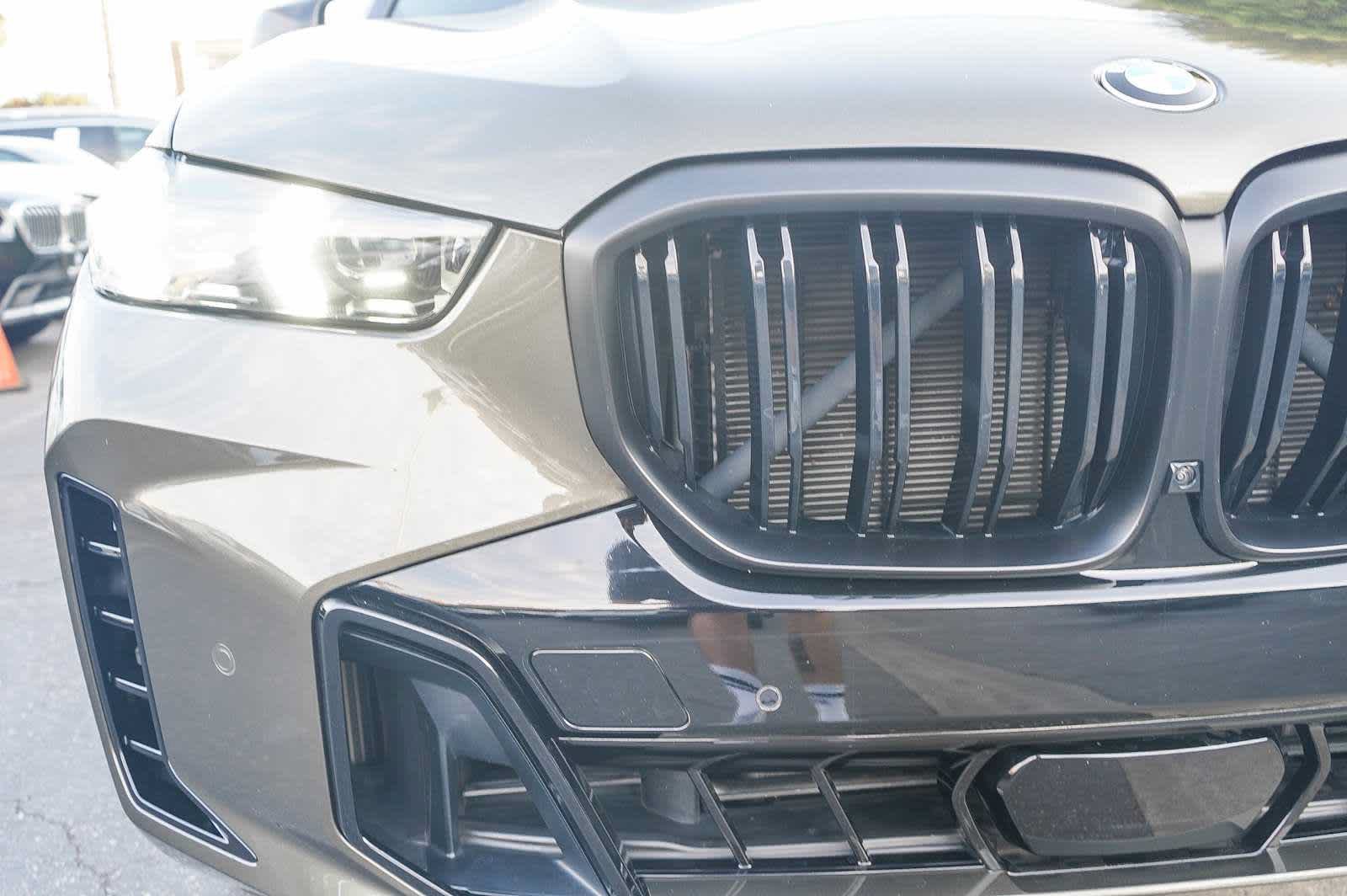 Used 2025 BMW X5 M60i w/ Executive Package AWD/4WD image 11