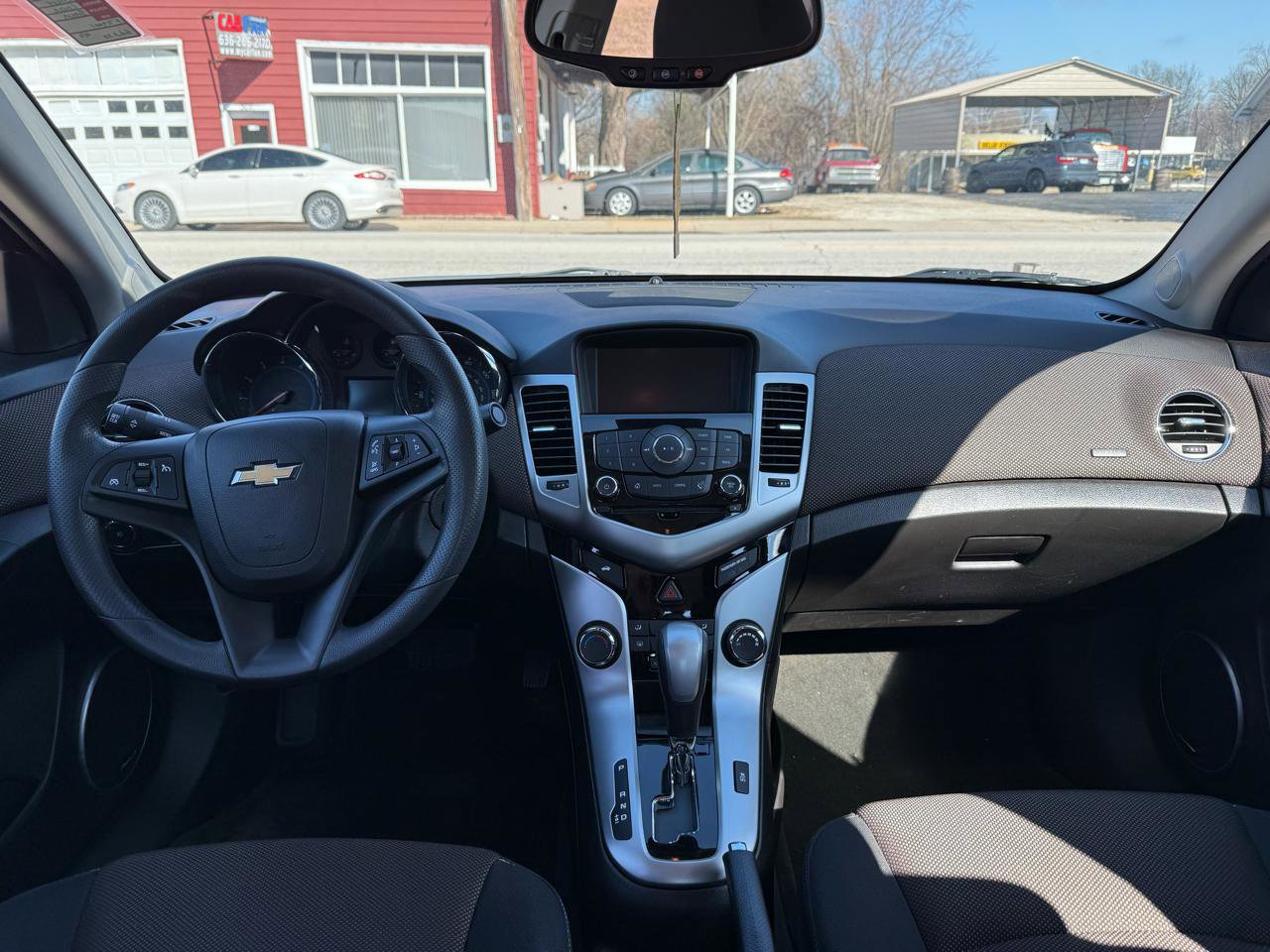 Used 2015 Chevrolet Cruze LT w/ Sun And Sound Package image 8