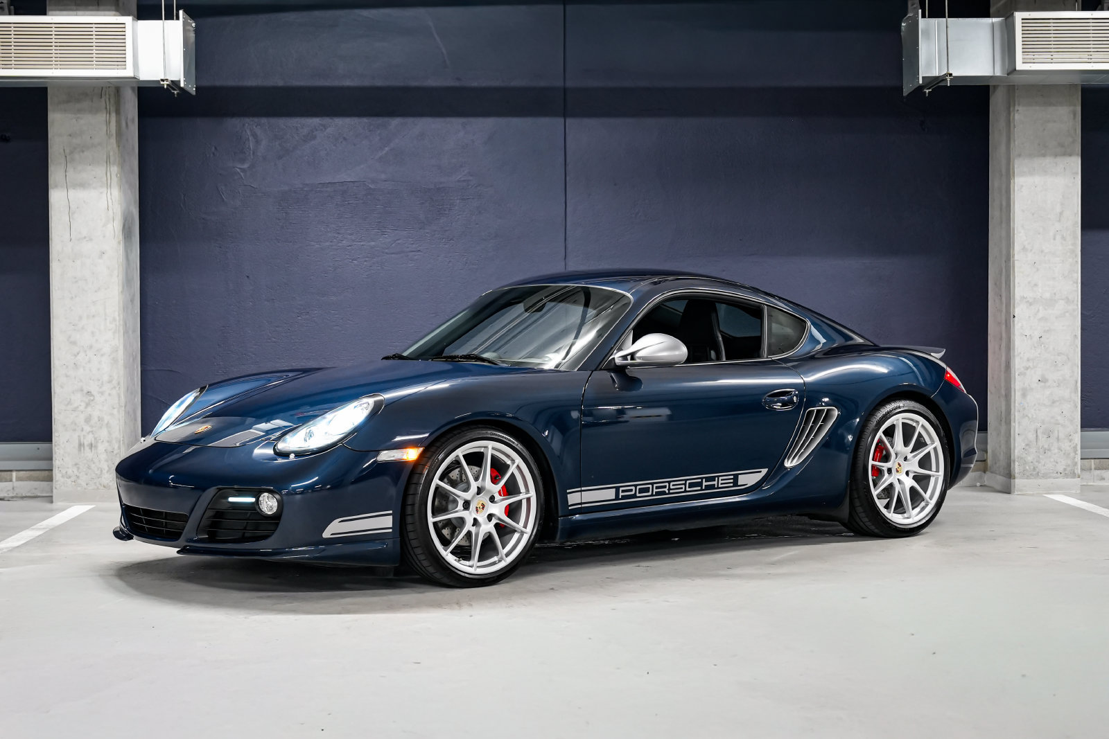 Used 2012 Porsche Cayman R RWD image 6