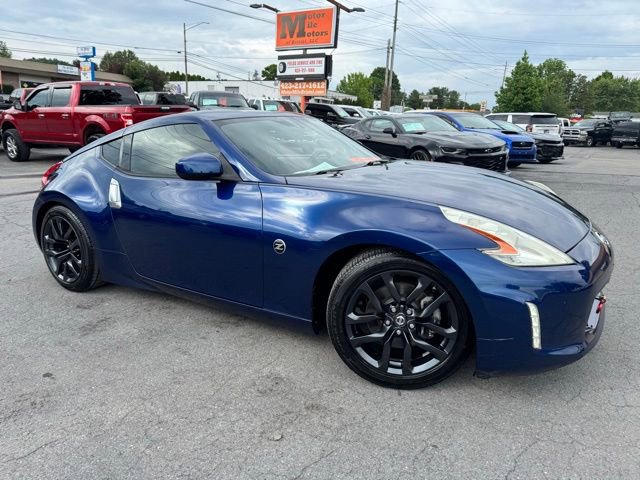 Used 2016 Nissan 370Z Coupe RWD image 1