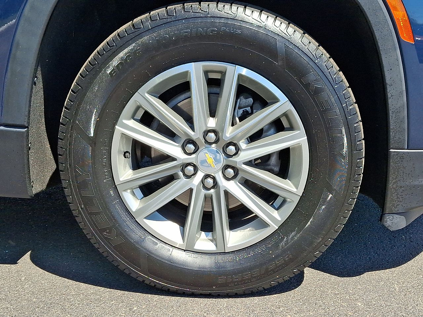 Certified 2023 Chevrolet Traverse LT FWD image 27