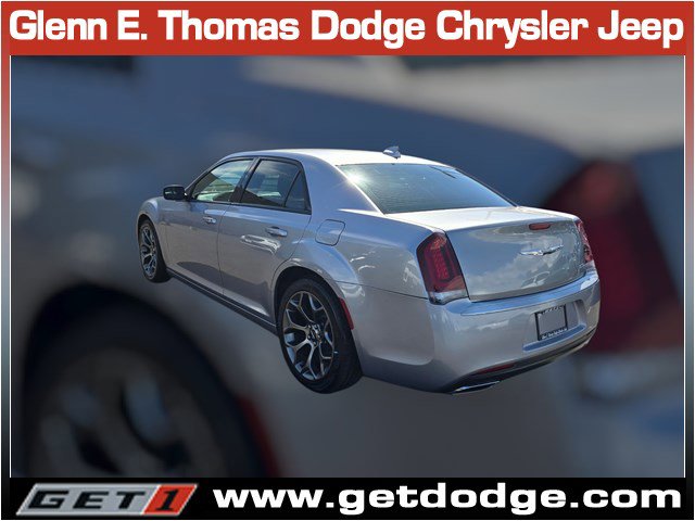 Certified 2018 Chrysler 300 S image 7