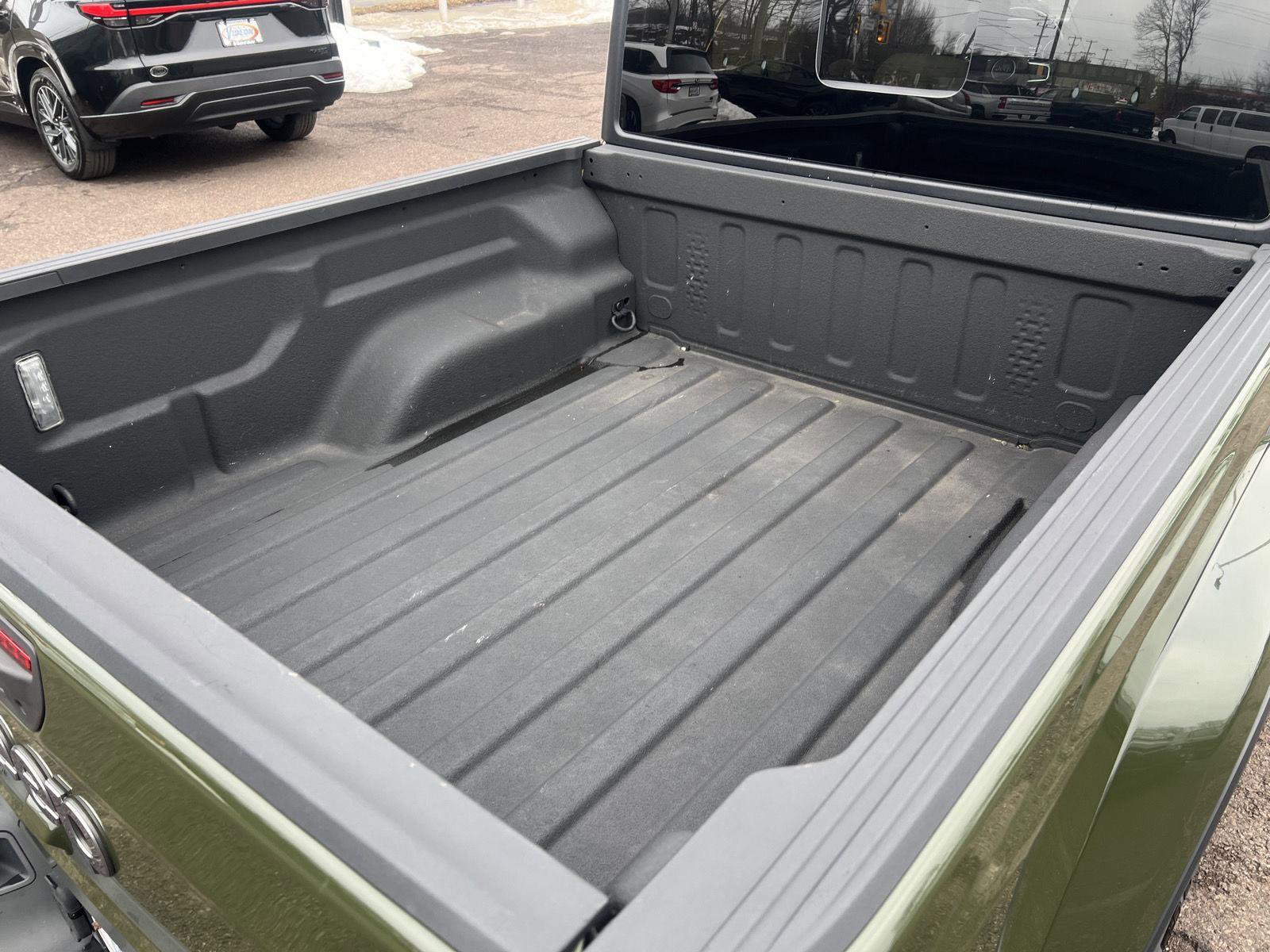 Used 2021 Jeep Gladiator Overland image 14