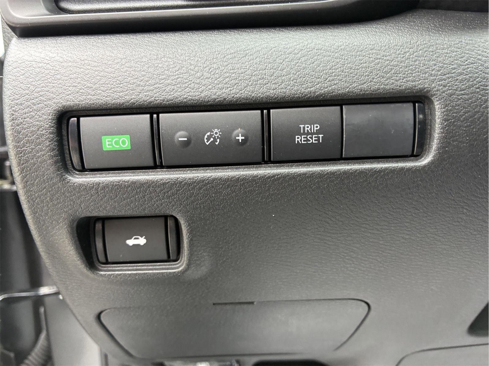 Used 2024 Nissan Sentra S FWD image 14