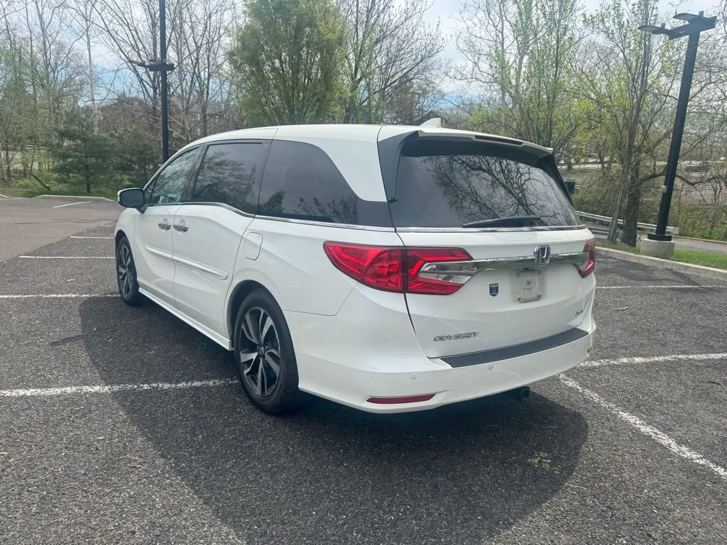 Used 2018 Honda Odyssey Elite image 3