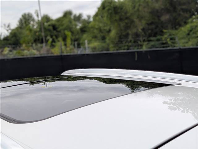 Used 2023 Lincoln Nautilus Reserve AWD/4WD image 23