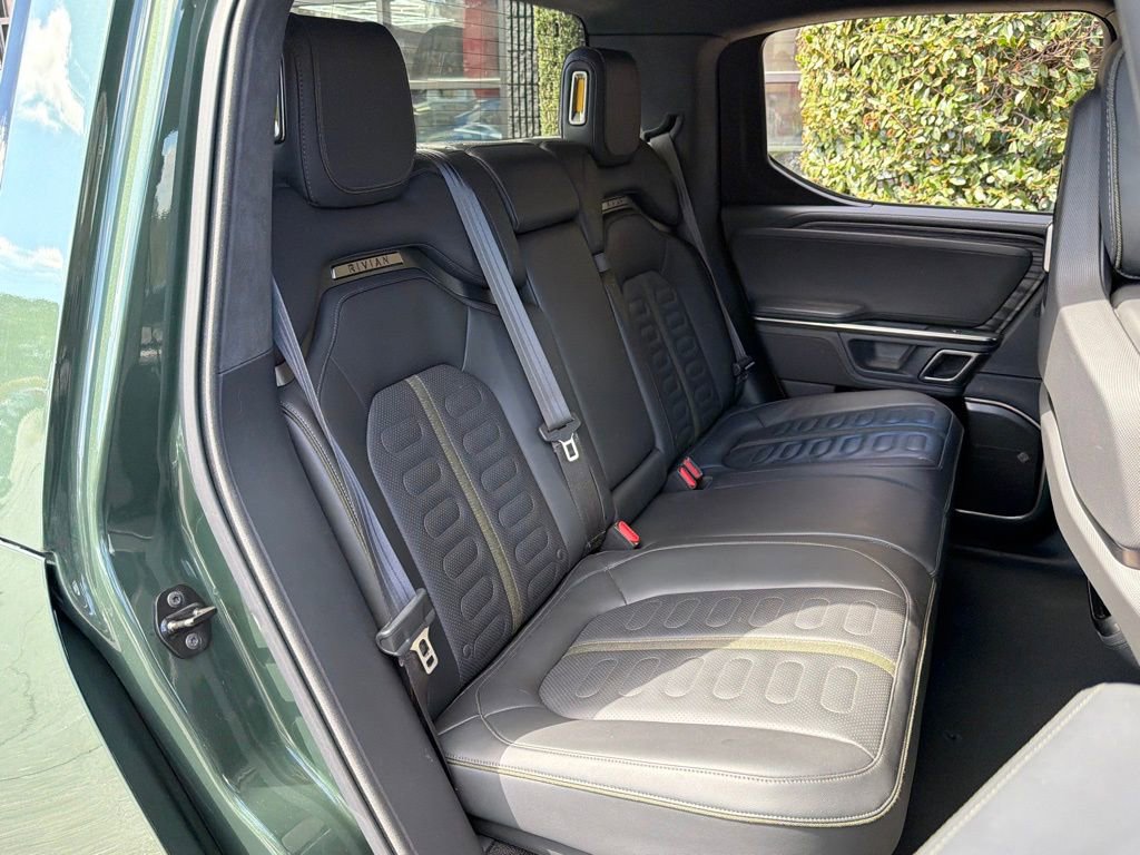 Used 2024 Rivian R1T Adventure image 39