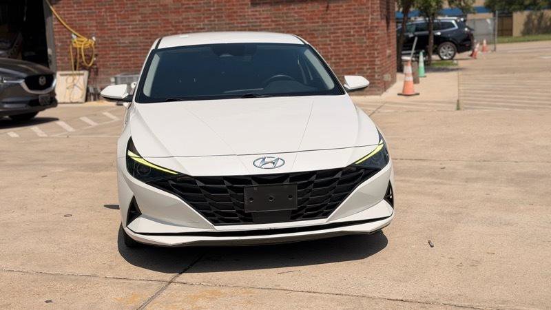 Used 2021 Hyundai Elantra SEL w/ Convenience Package FWD image 3