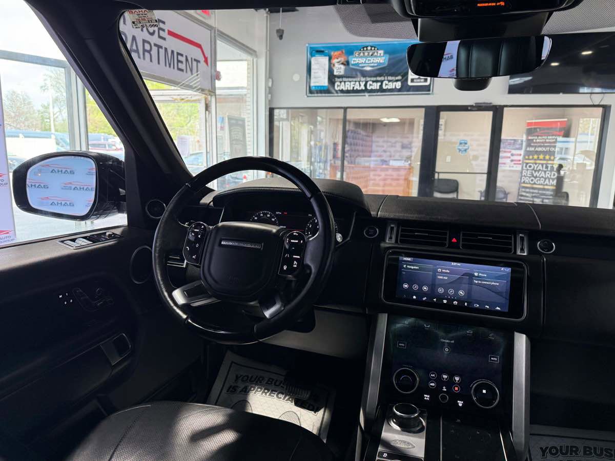 Used 2019 Land Rover Range Rover HSE AWD/4WD image 35