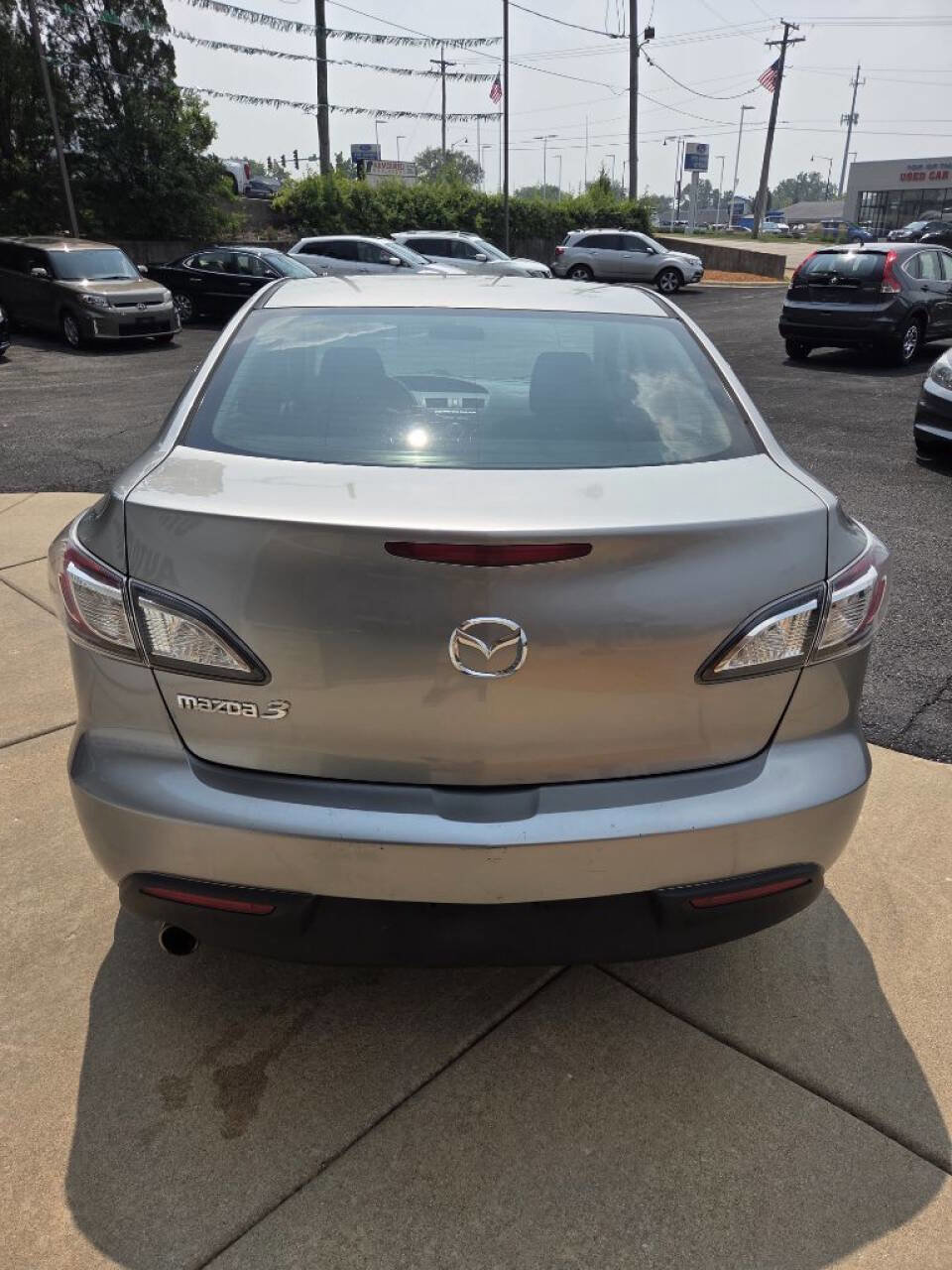 Used 2010 MAZDA MAZDA3 i Touring image 4