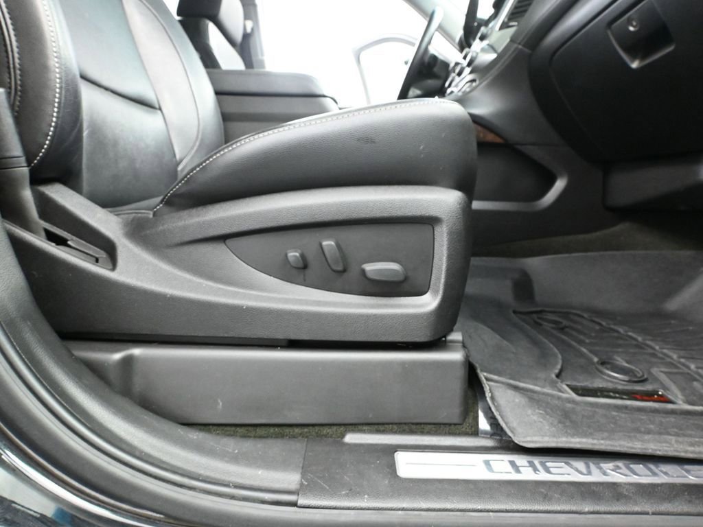 Used 2017 Chevrolet Tahoe LT image 59
