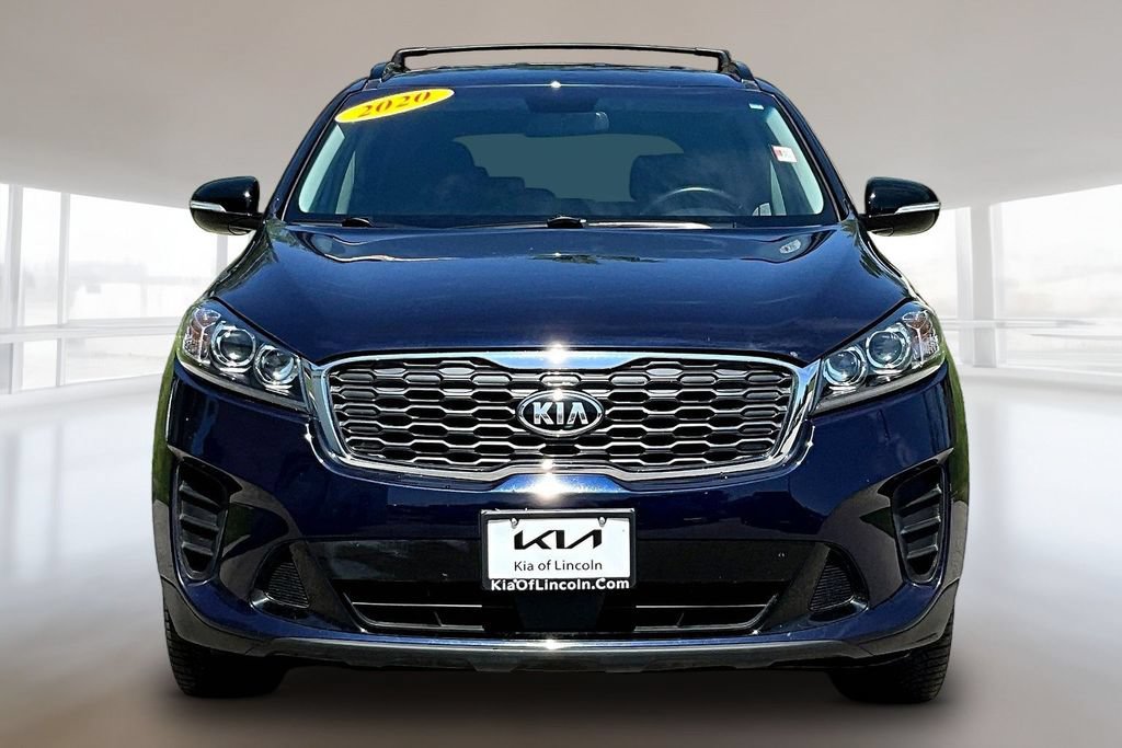 Used 2020 Kia Sorento S FWD image 2