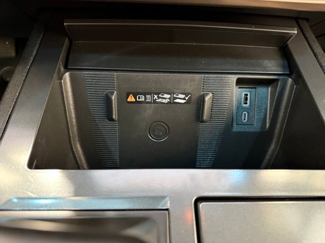 Used 2025 GMC Hummer EV 2X AWD/4WD image 38