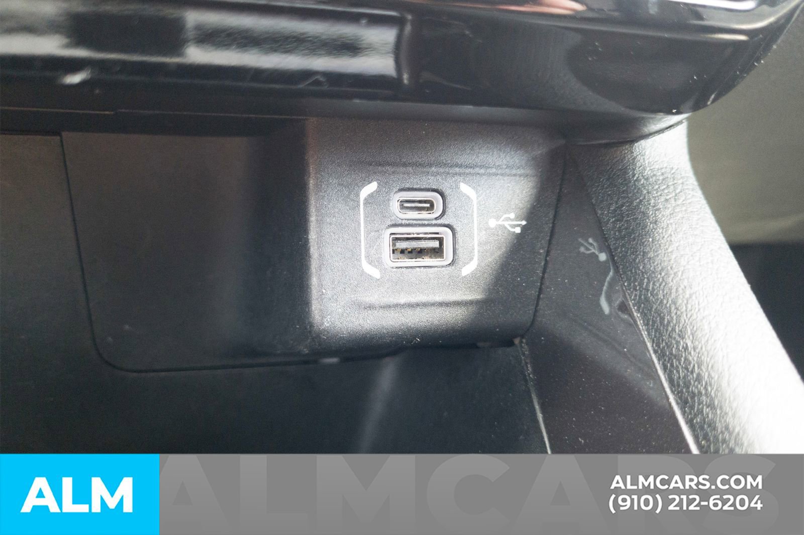 Used 2024 Jeep Compass Latitude AWD/4WD image 24