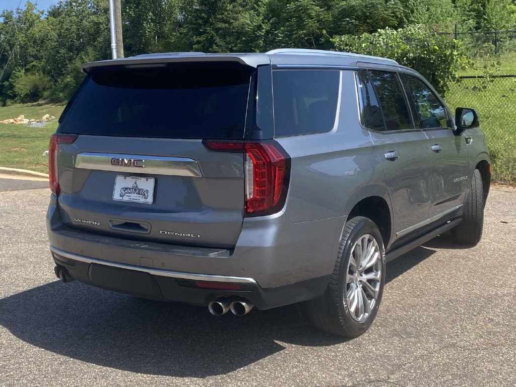Used 2021 GMC Yukon Denali w/ Denali Premium Package RWD image 9