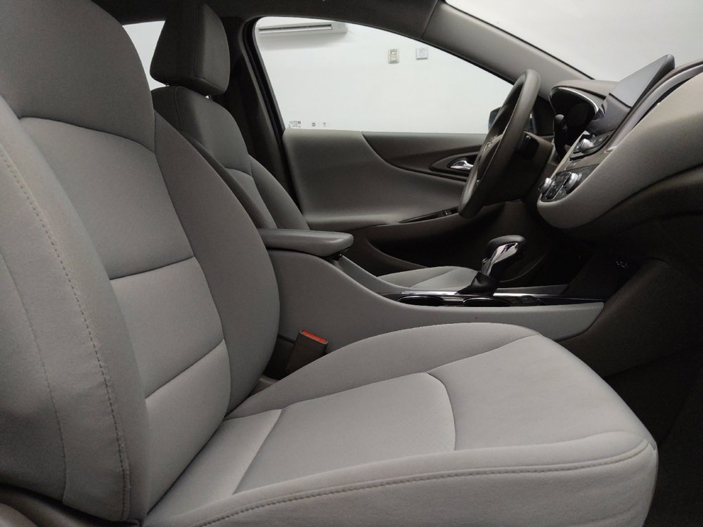 Used 2022 Chevrolet Malibu LT FWD image 21
