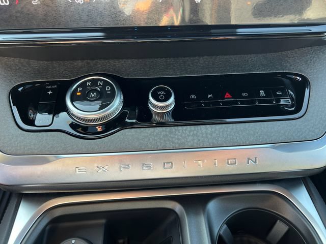 New 2027 Ford Expedition Tremor w/ Driver's Package AWD/4WD image 15
