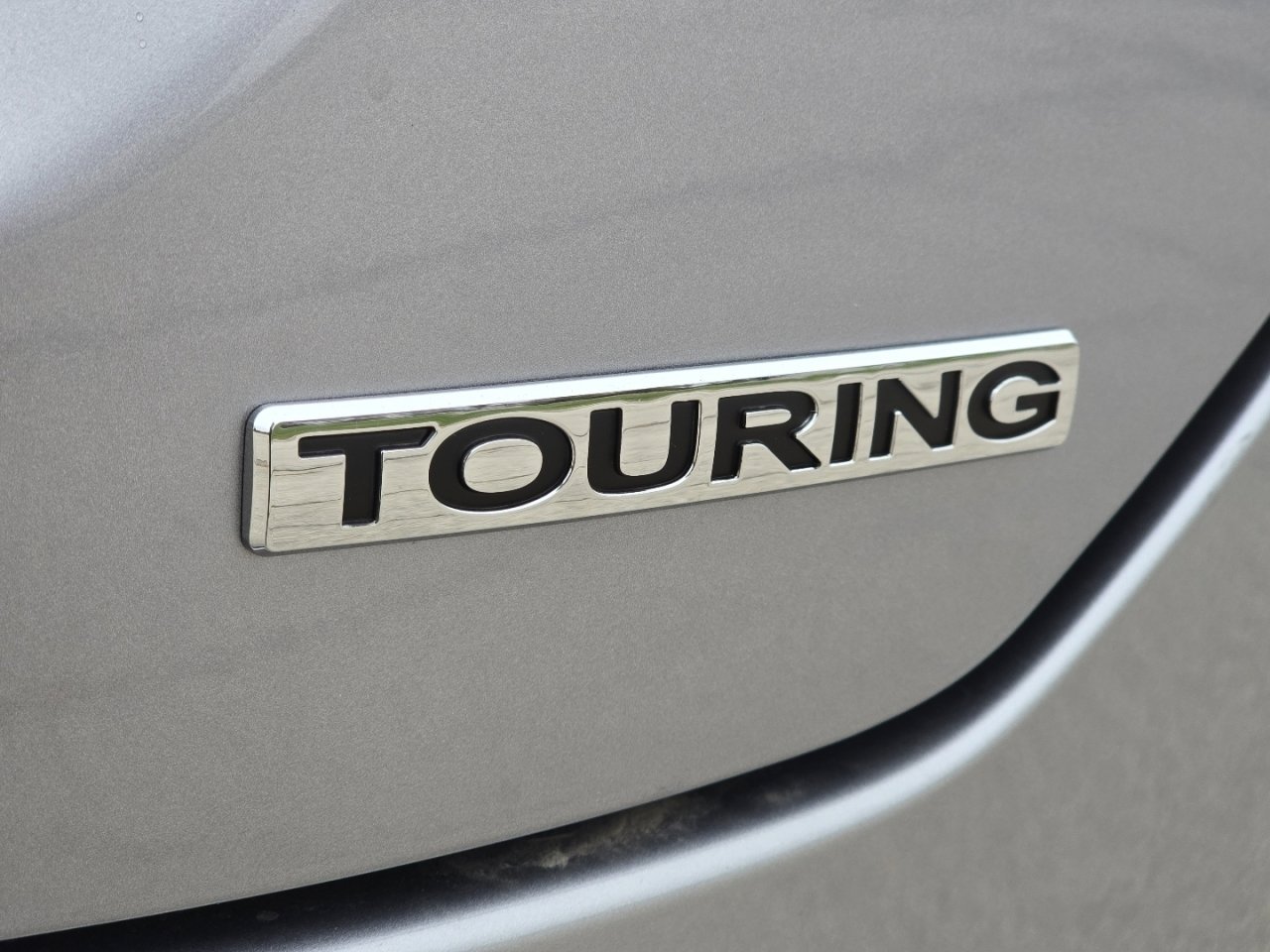 New 2025 Honda Pilot Touring image 13