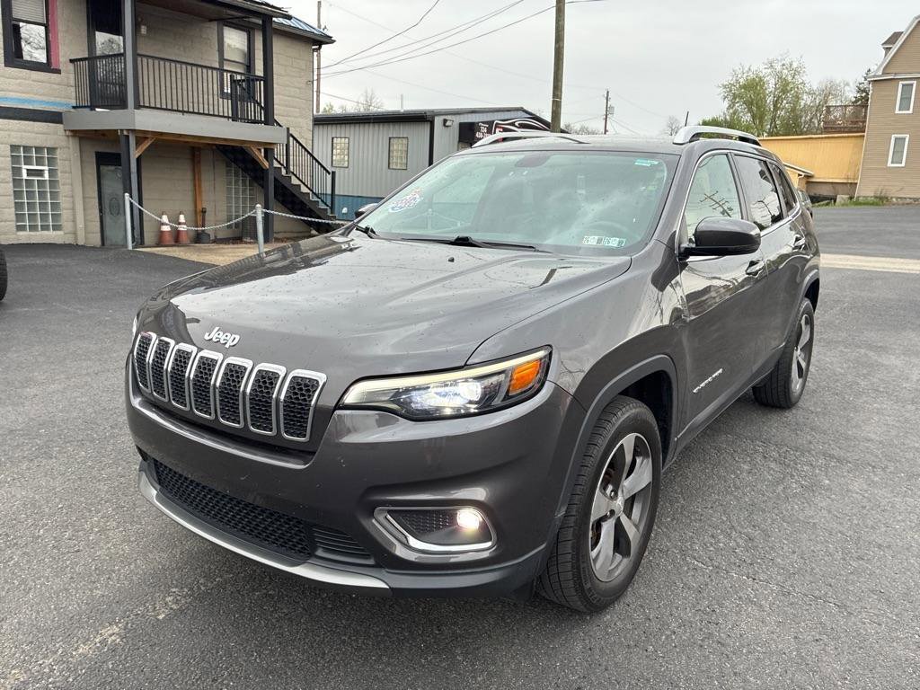 Used 2019 Jeep Cherokee Limited AWD/4WD image 1