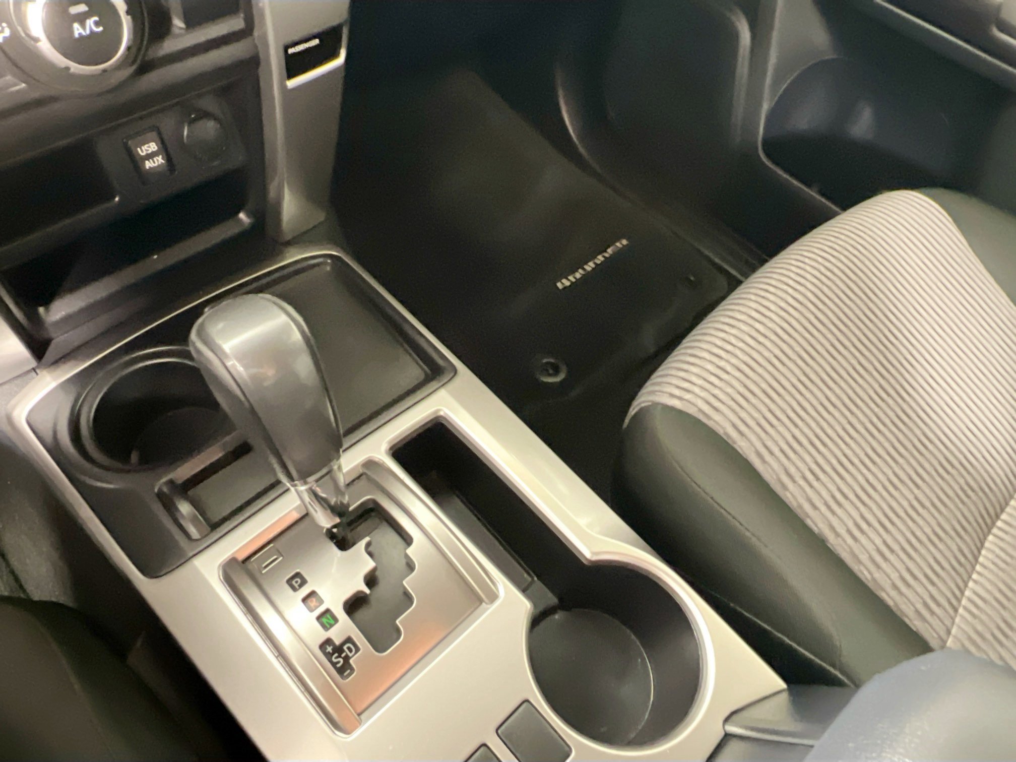 Used 2016 Toyota 4Runner SR5 image 25