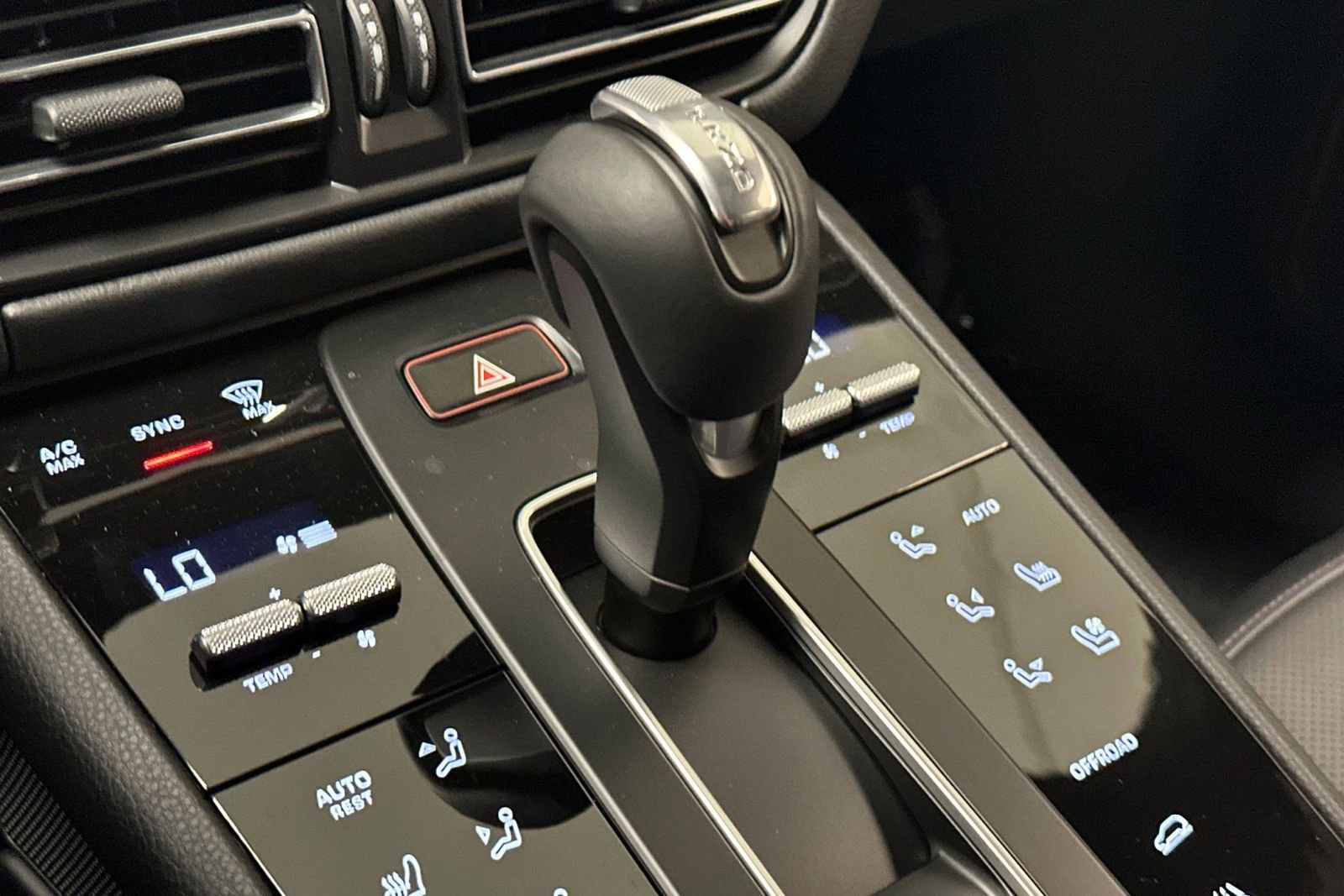 New 2025 Porsche Macan image 22