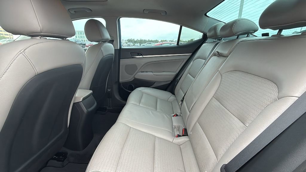 Used 2017 Hyundai Elantra Limited w/ Limited Ultimate Package 05 FWD image 16