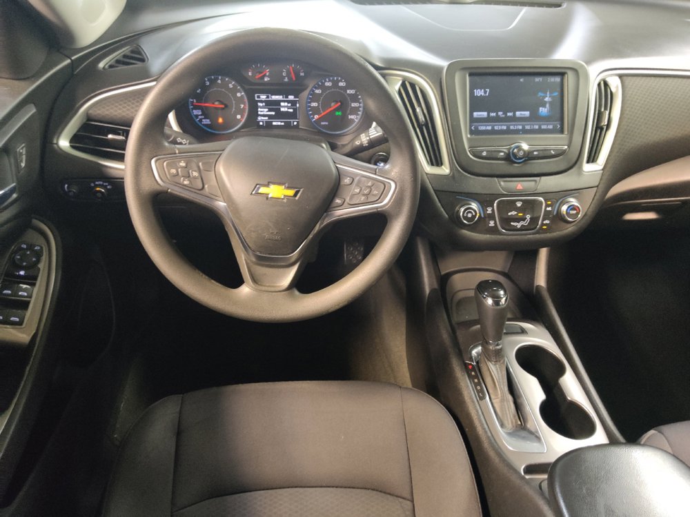 Used 2017 Chevrolet Malibu LS FWD image 22