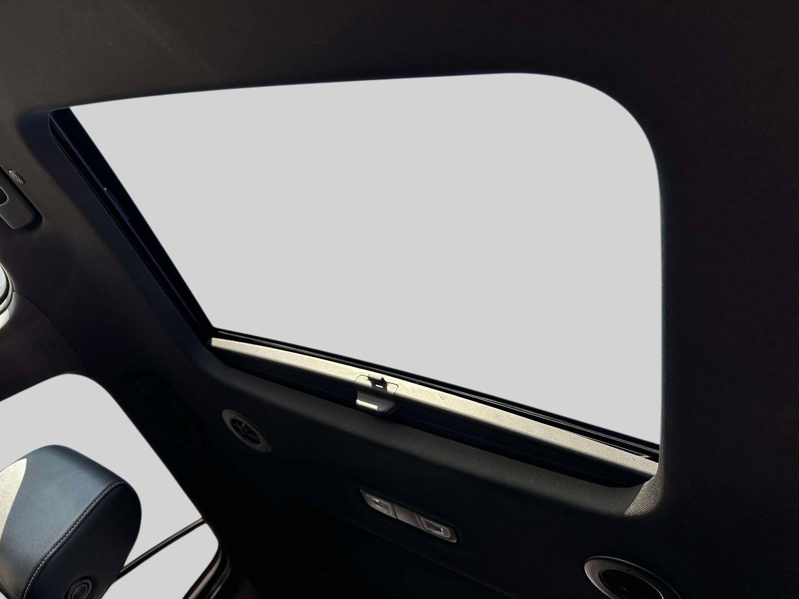 Certified 2023 Chevrolet Traverse LT w/ LT Premium Package image 21