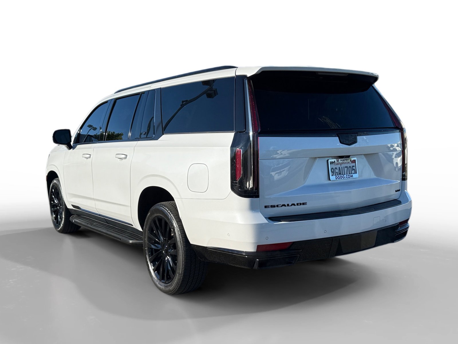 Used 2023 Cadillac Escalade ESV Premium Luxury image 3