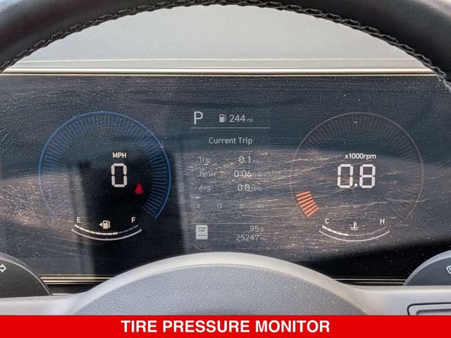 Used 2024 Hyundai Kona SEL AWD/4WD image 22