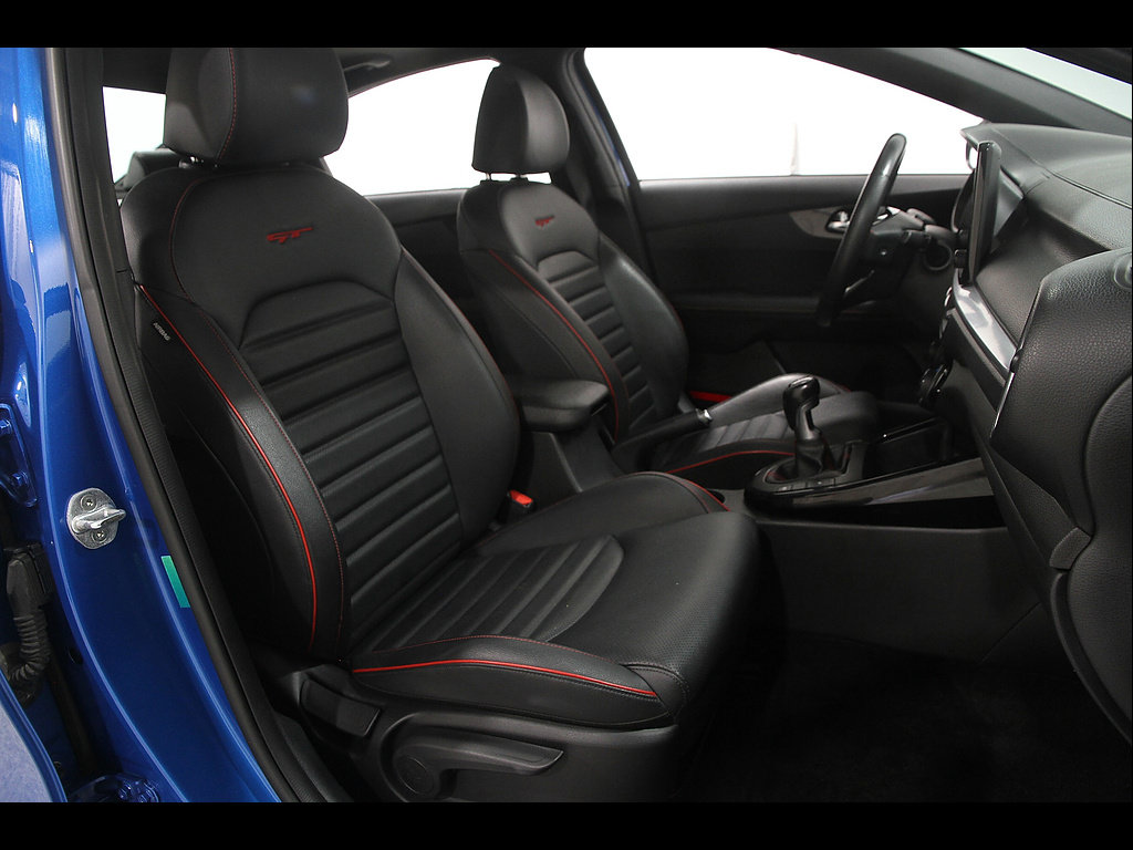 Used 2022 Kia Forte GT FWD image 19