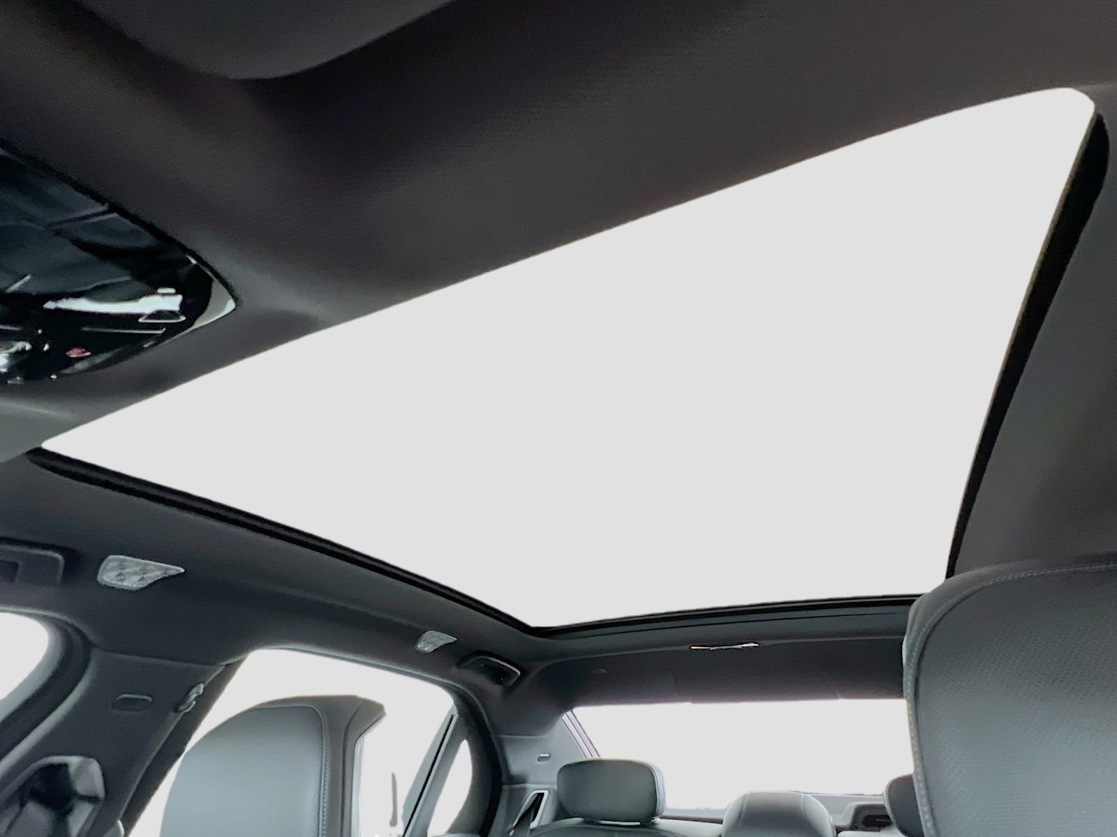 New 2025 BMW 760i xDrive image 15