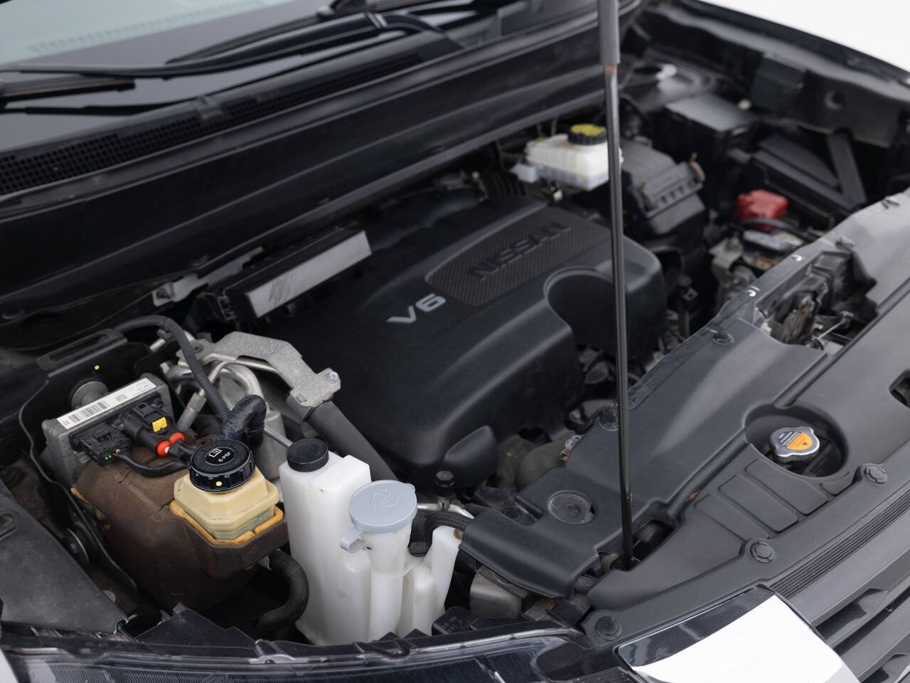 Used 2018 Nissan Pathfinder S AWD/4WD image 40