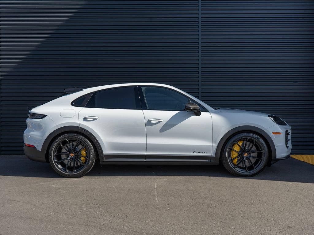 New 2026 Porsche Cayenne Turbo GT AWD/4WD image 8