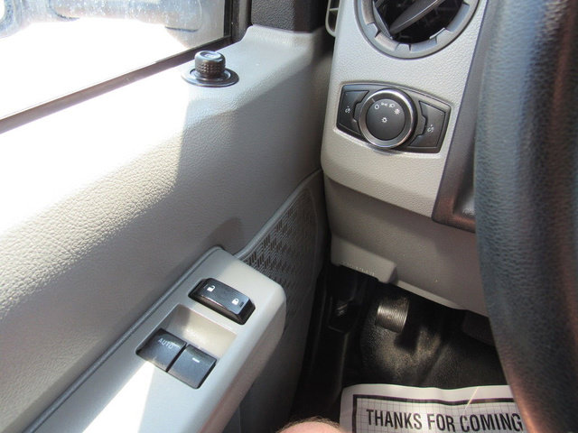 Used 2022 Ford E-450 and Econoline 450 Super Duty w/ Power Windows & Locks Group RWD image 33