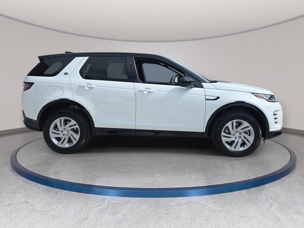 New 2026 Land Rover Discovery Sport Landmark AWD/4WD image 4