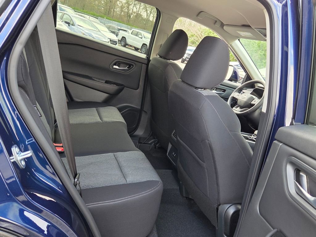New 2026 Nissan Rogue SV image 12