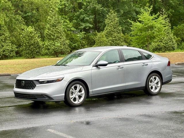 Used 2024 Honda Accord LX image 2