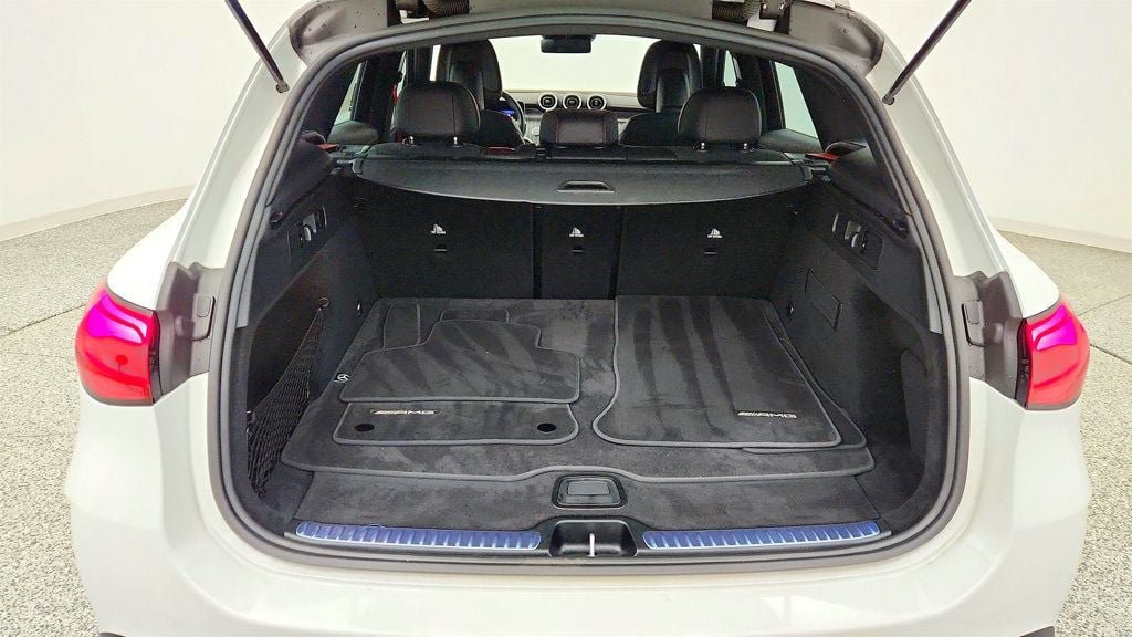 Used 2024 Mercedes-Benz GLC 43 AMG 4MATIC image 19