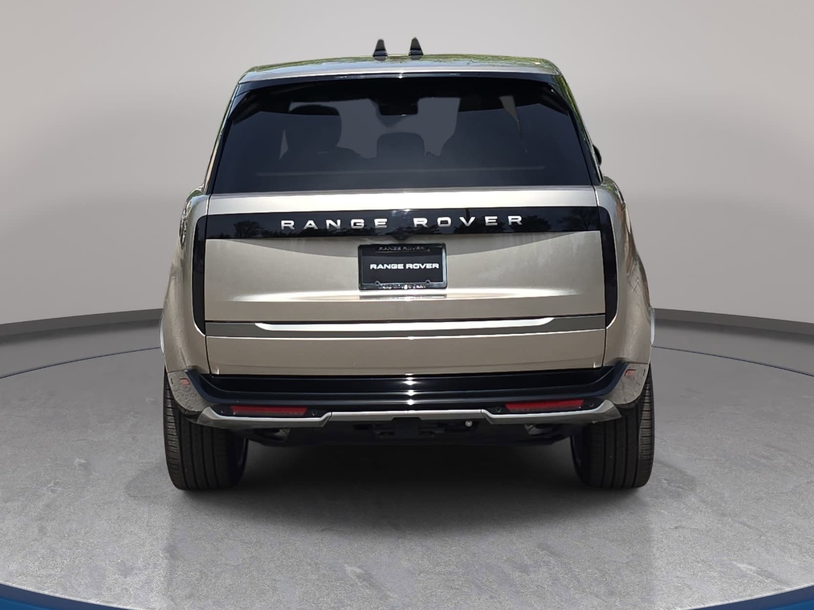 New 2026 Land Rover Range Rover Long Wheelbase SE AWD/4WD image 6