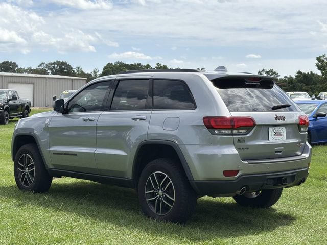Used 2017 Jeep Grand Cherokee Trailhawk AWD/4WD image 9