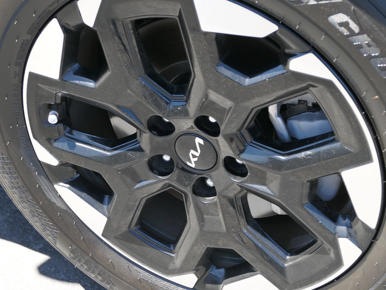 Certified 2026 Kia Sorento S FWD image 9