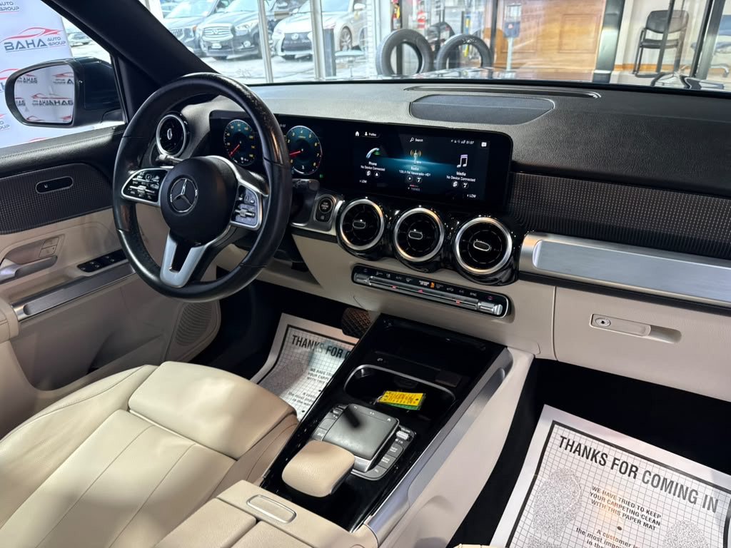 Used 2022 Mercedes-Benz GLB 250 w/ Premium Package Lite image 47